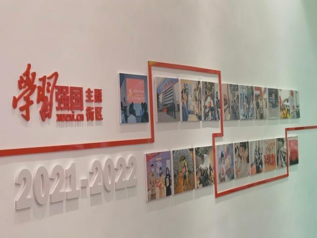 黄金AK闯迷宫
